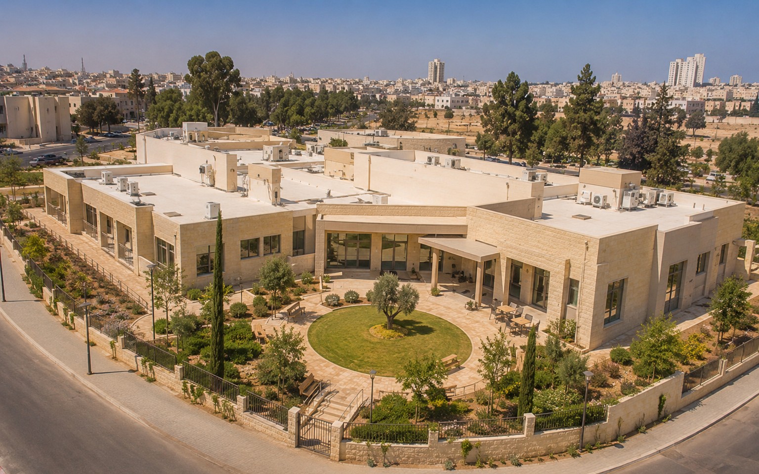בית אבות - באר שבע — בניין